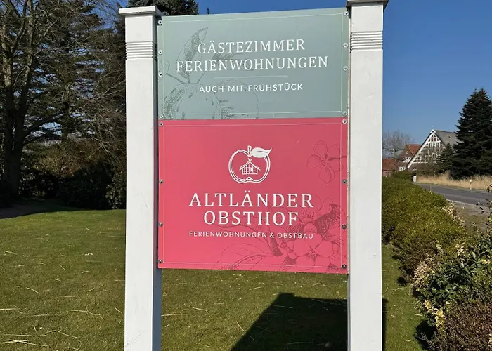 Altlaender Obsthof * Hollern-Twielenfleth